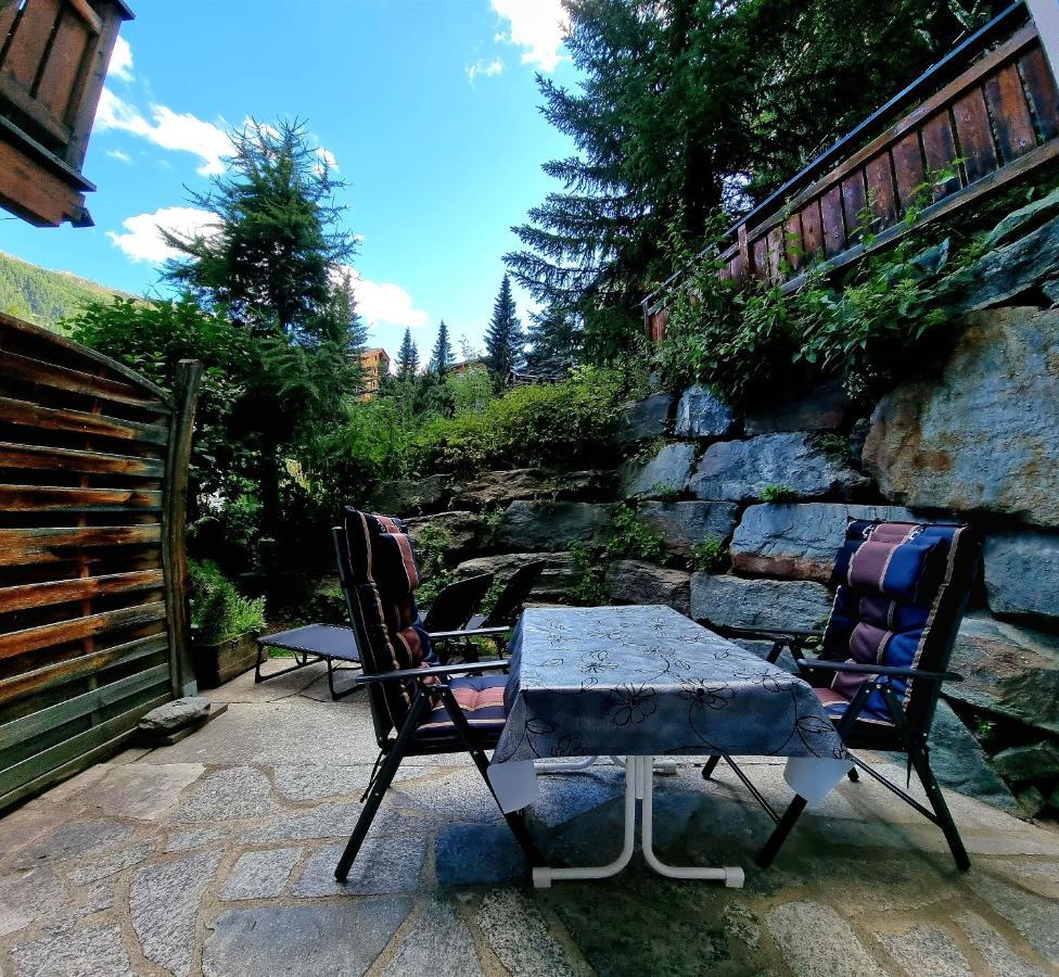 A Calm & Charm Studio - Haus Haro Zermatt Esterno foto